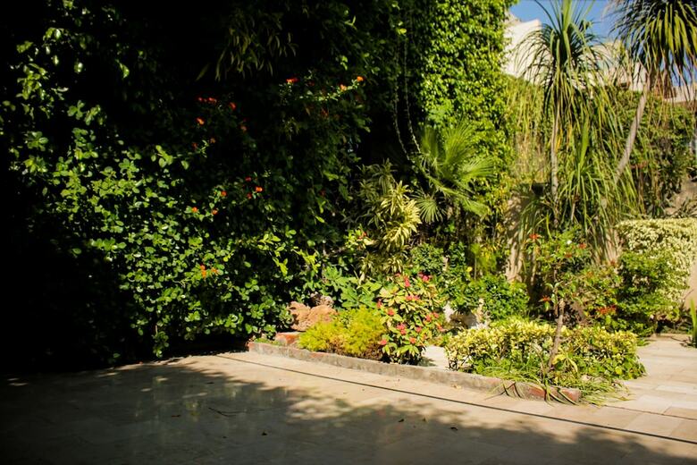 Bed & Breakfast Lahore Guest House