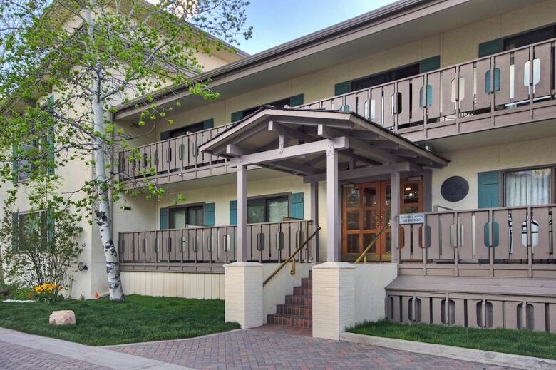 Hotel The Lodge At Vail, A Rockresort