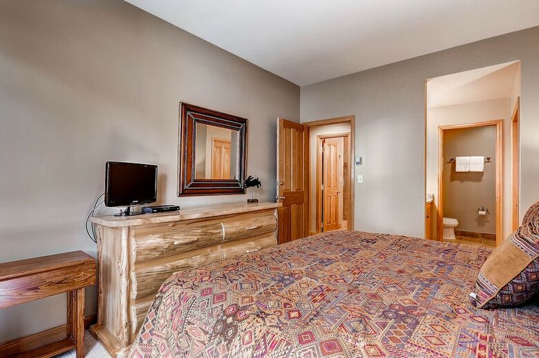 Highlands Westview By East West Hospitality