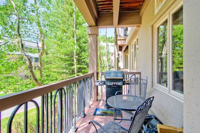 Highlands Westview By East West Hospitality
