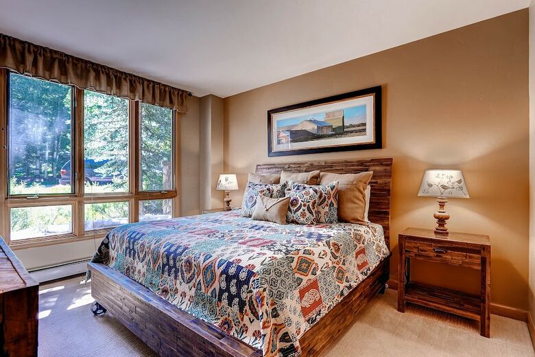 Highlands Westview By East West Hospitality