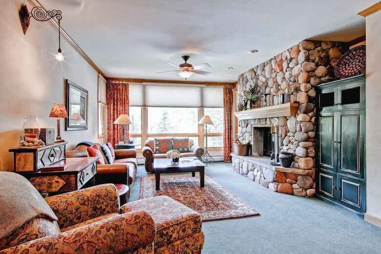 Highlands Westview By East West Hospitality