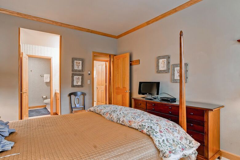 Highlands Westview By East West Hospitality