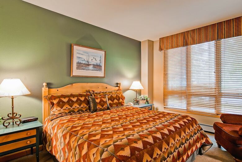 Highlands Westview By East West Hospitality