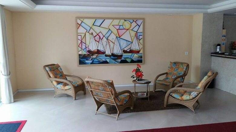 Itacuru�� Plaza Hotel
