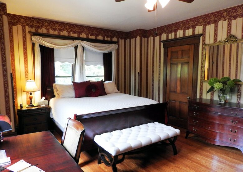 Bed & Breakfast Champaign Garden Inn