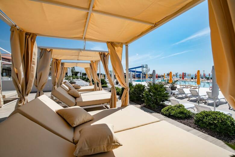 Aparthotel Apartments Kazela