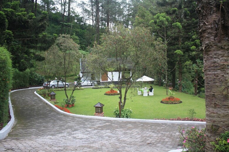 Hotel Puncak Pass Resort