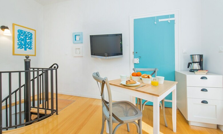 Old Town Apartments By Irundo