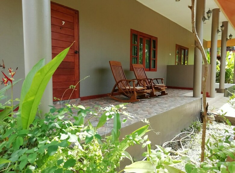 Hotel Lanta Wanida Resort