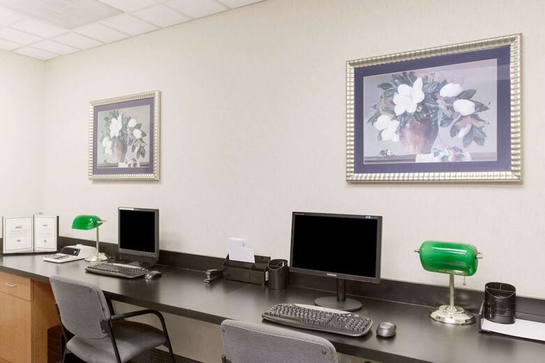 Hotel Wingate By Wyndham Bridgeport Wv