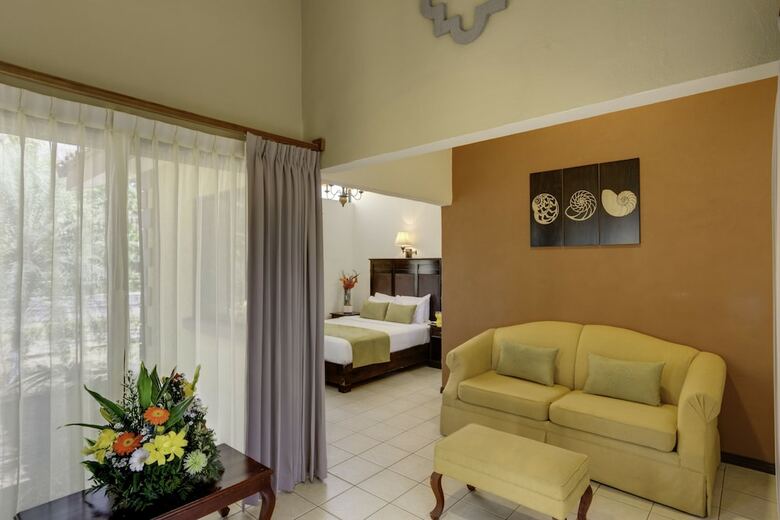 Casa Conde Beach Front Hotel - All Inclusive