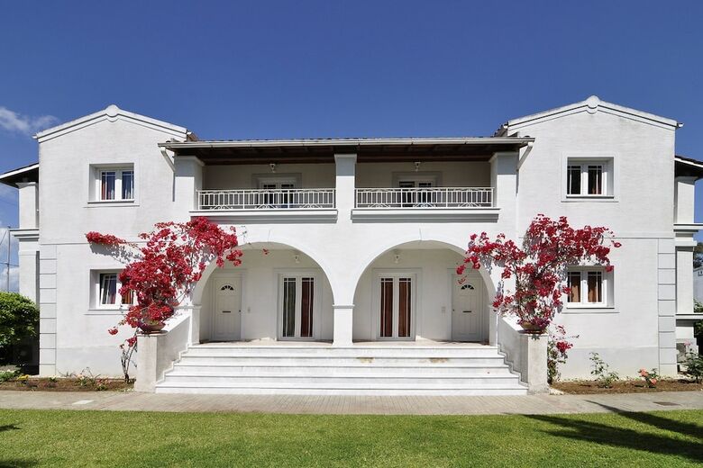 Apartamentos Corfu Anastasia