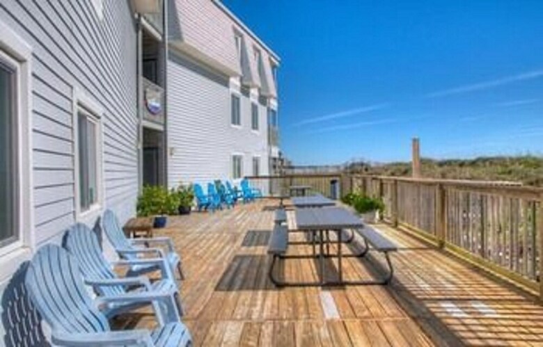 Finestere Condos By Elliott Beach Rentals