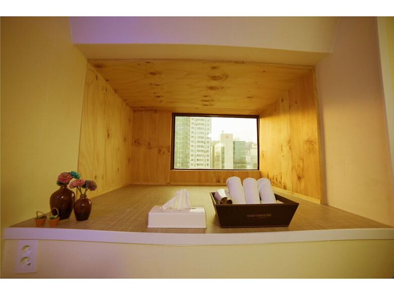 Hotel Road House Myeongdong