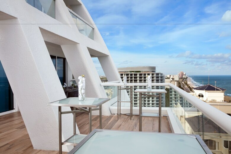 Hotel Conrad Fort Lauderdale Beach