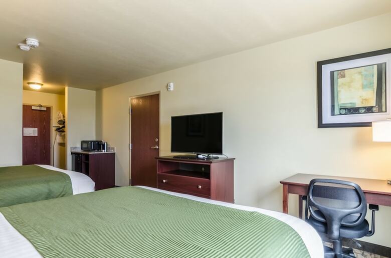 Hotel Cobblestone Inn & Suites - Oberlin