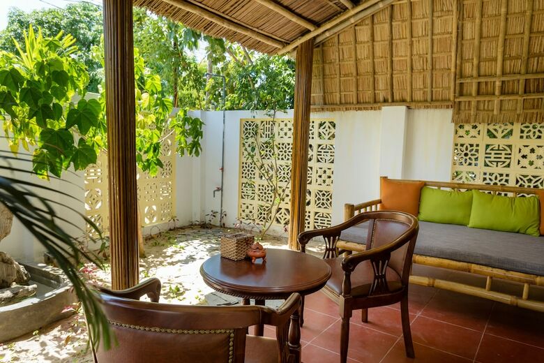 Bed & Breakfast Red Flower Cottages Homestay