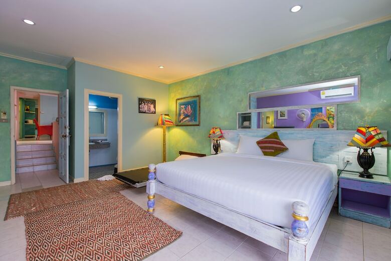 Aparthotel Barefoot Hotel Kalim Beach Front