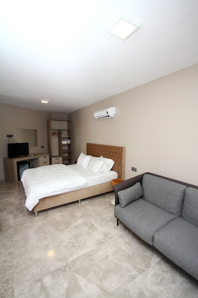Hotel Vega Boutique & Aparts