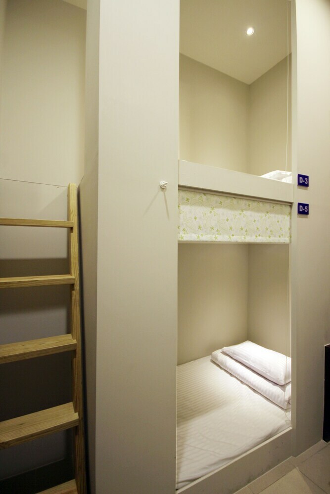 Bed & Breakfast Sanasai Inn