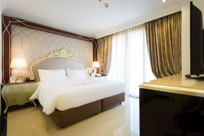 Hotel Lk President