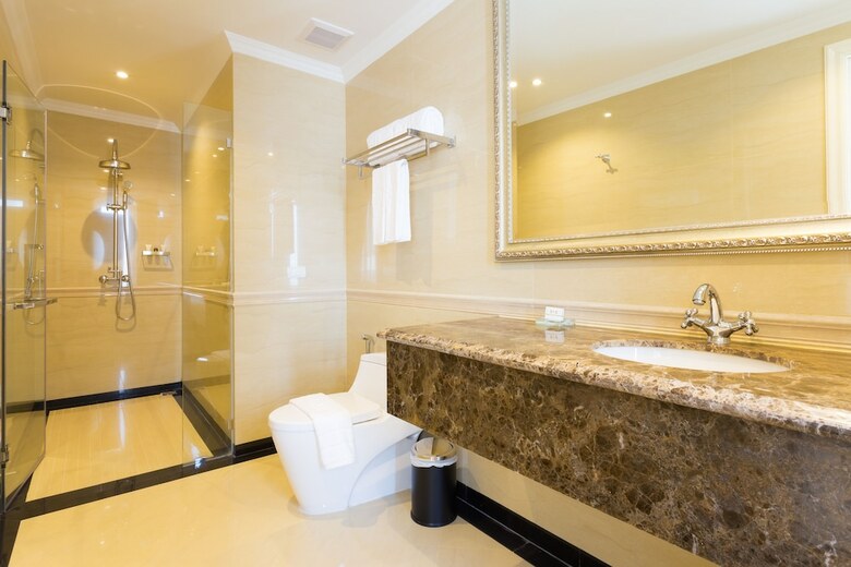 Hotel Lk President