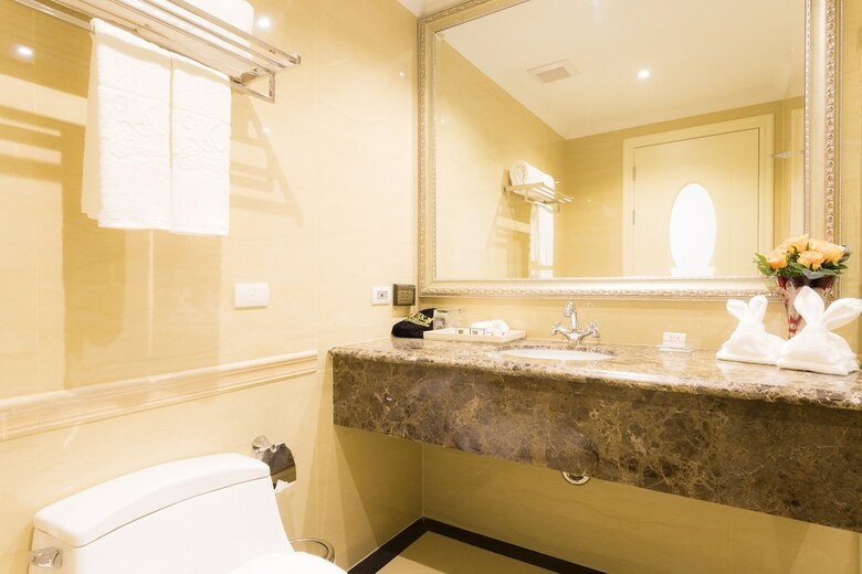 Hotel Lk President