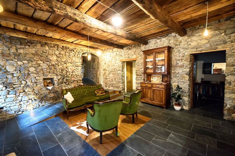 Hostal Ostello Del Castello Tirano