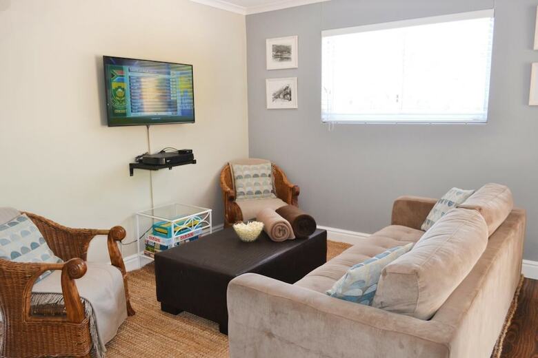Apartamentos Seabreeze Luxury Two Bedroom Penthouse