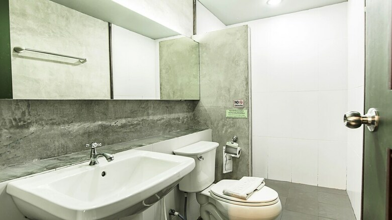 B2 Green Boutique & Budget Hotel