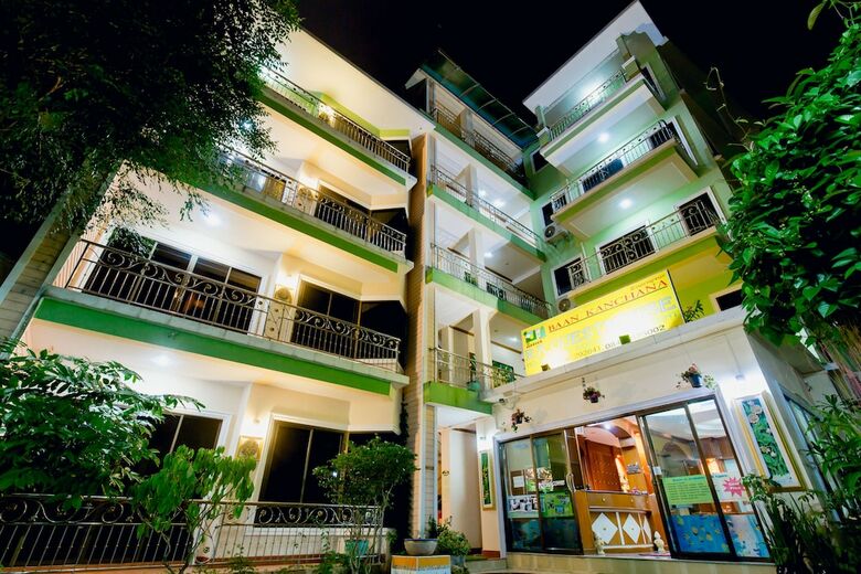 Hotel R.k. Guesthouse