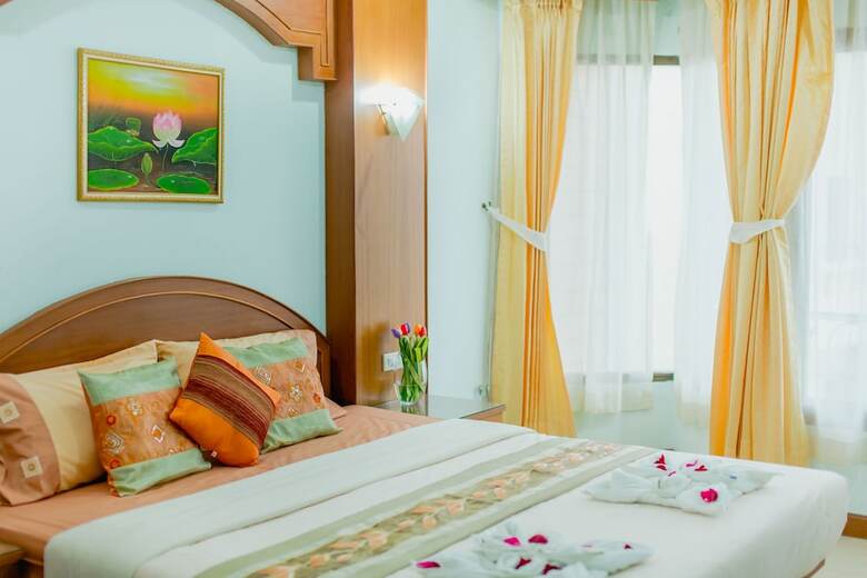Hotel R.k. Guesthouse