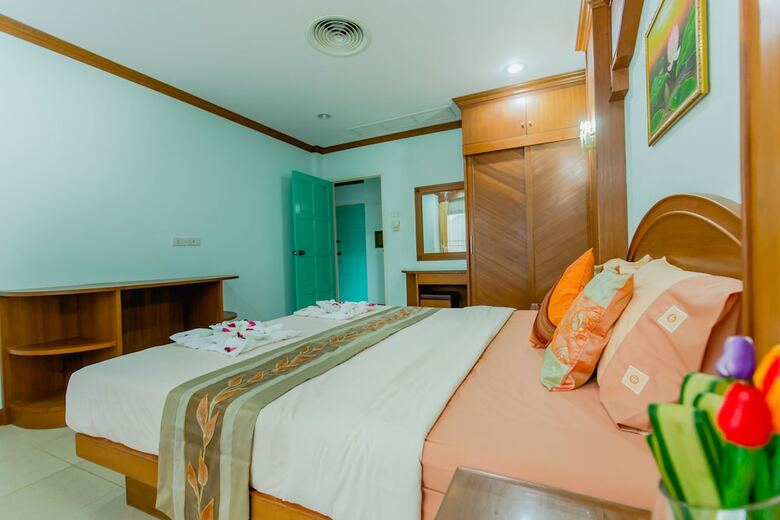 Hotel R.k. Guesthouse