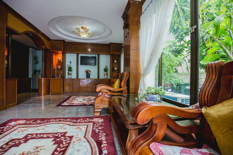 Hotel R.k. Guesthouse