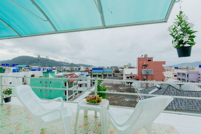 Hotel R.k. Guesthouse