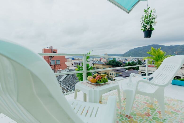 Hotel R.k. Guesthouse