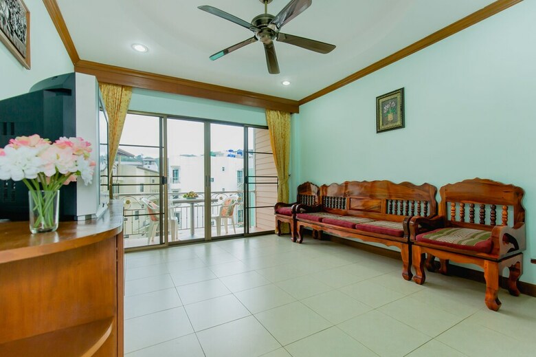 Hotel R.k. Guesthouse