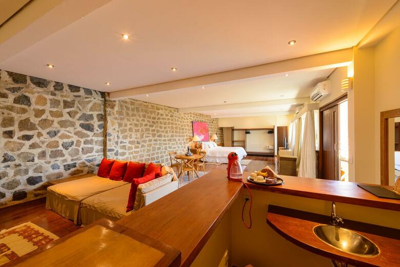 Barra Do Piuva Porto Hotel