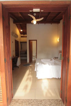 Hostal Hotel Pousada Praia Do Portinho