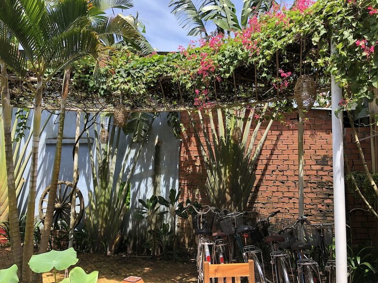 Bed & Breakfast Tropical Garden Homestay