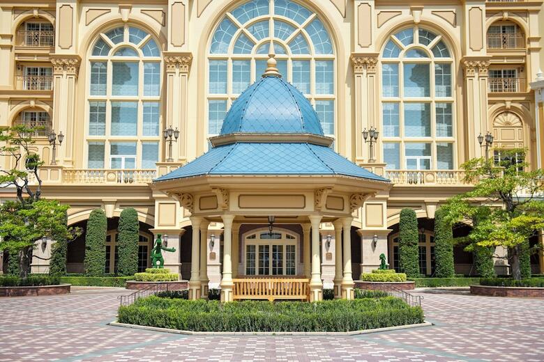 Tokyo Disneyland Hotel