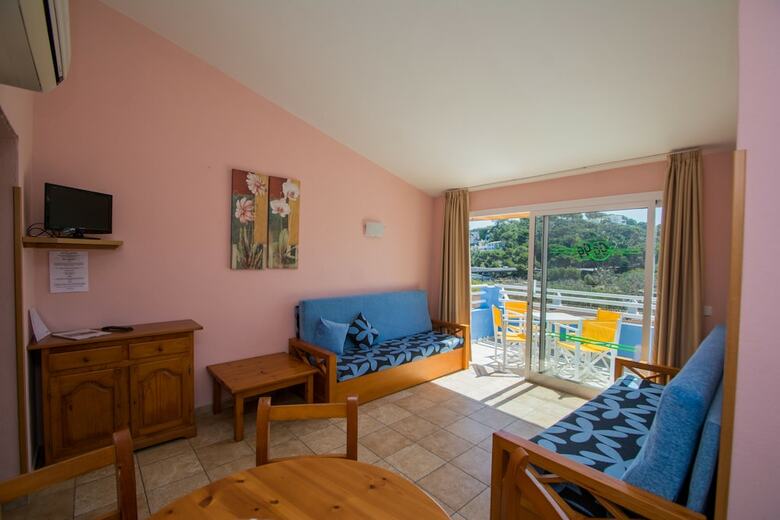 Apartaments Galdana Gardens