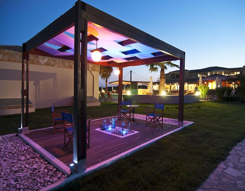 Hotel Olympia Golden Beach & Spa