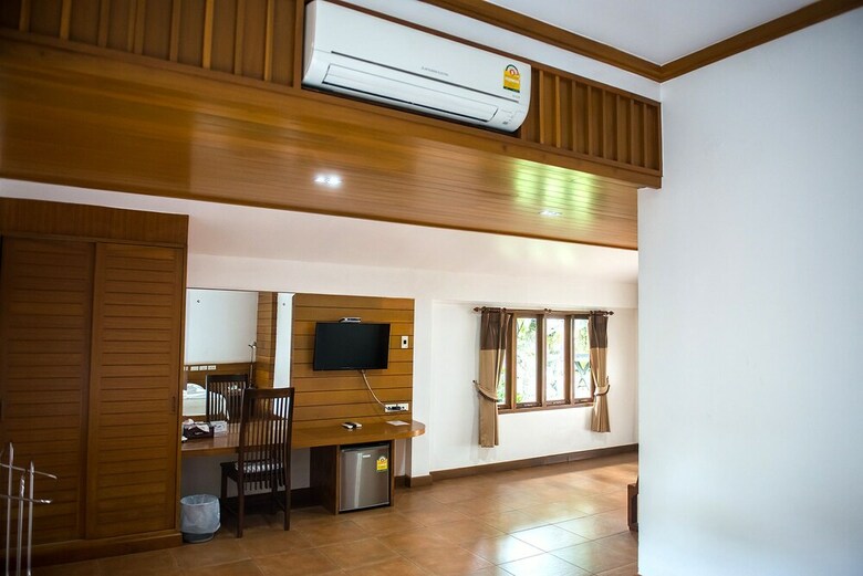Hotel Tree Home Plus Home Stay