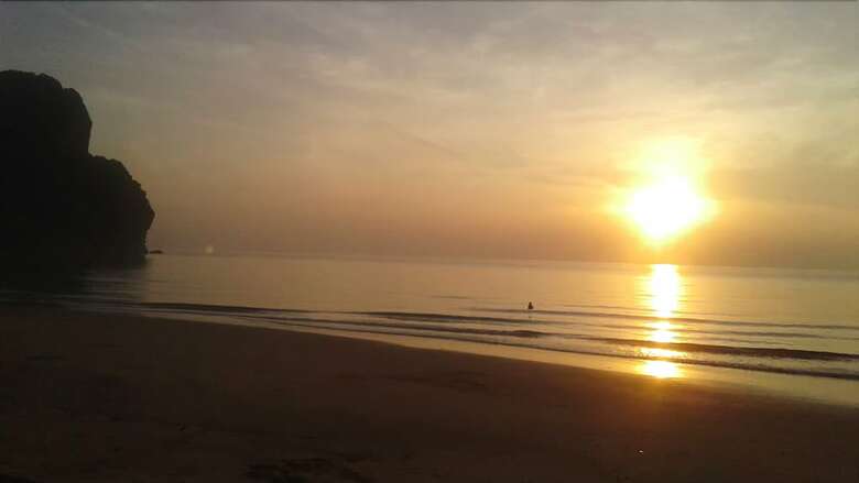 Hotel Bang Boet Bay Beach Resort