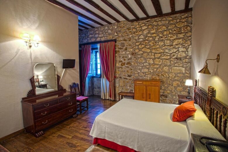 Hotel Altamira