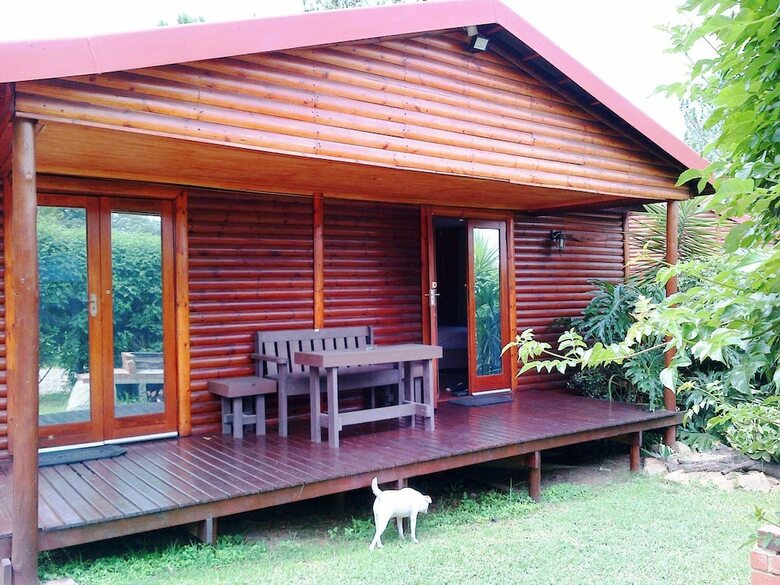 Pine Tree Lodge