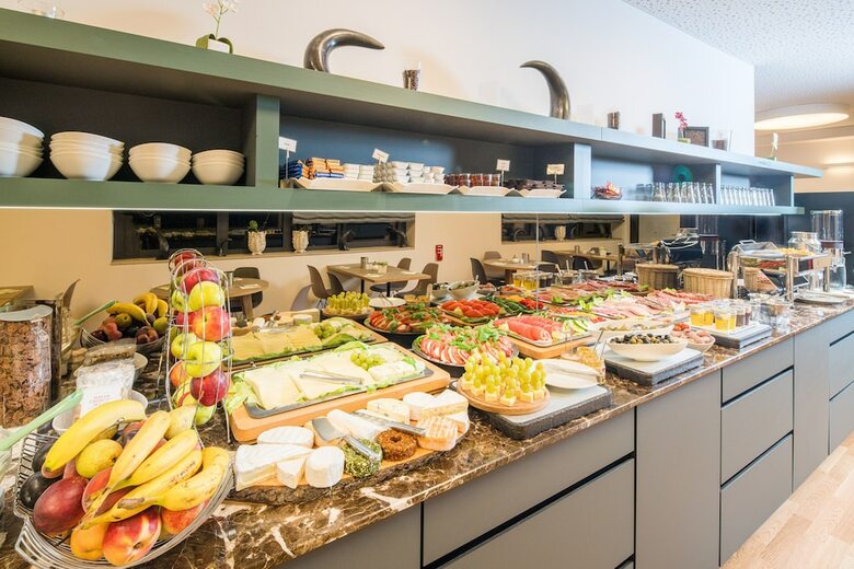 Hotel Cult