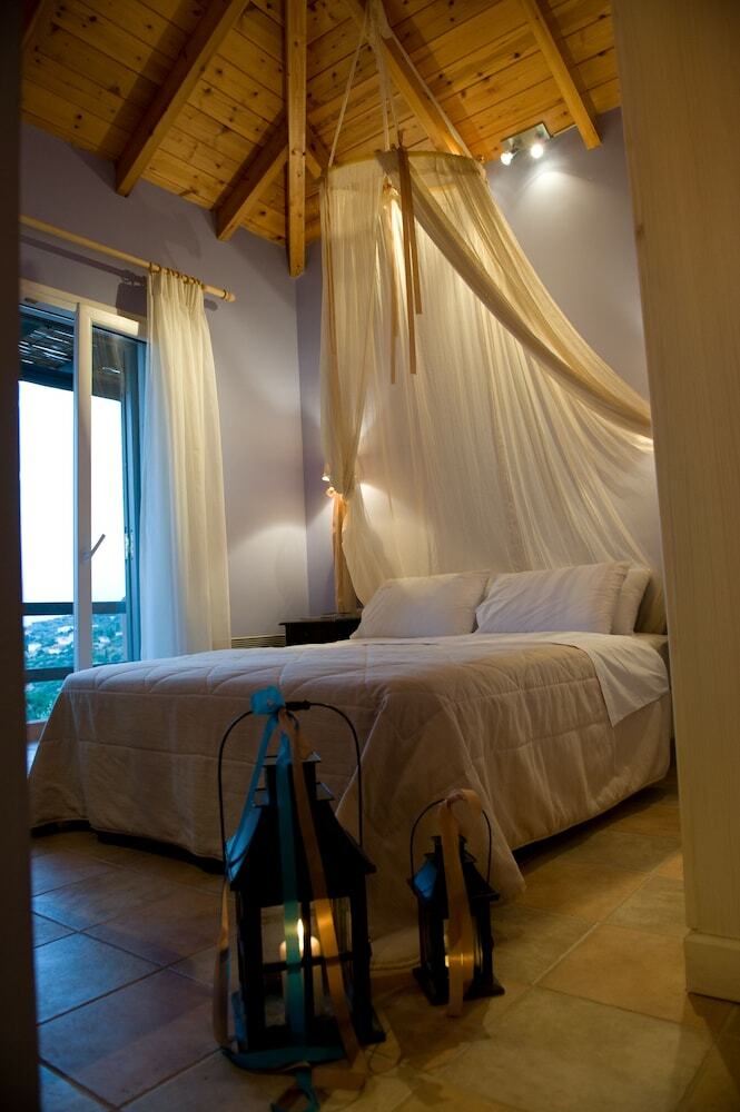 Aparthotel Apelon Tiritas Villas
